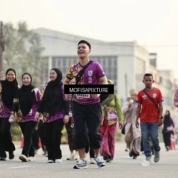 Runner Photo 5926476