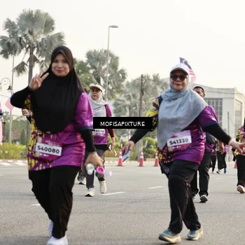 Runner Photo 5926602