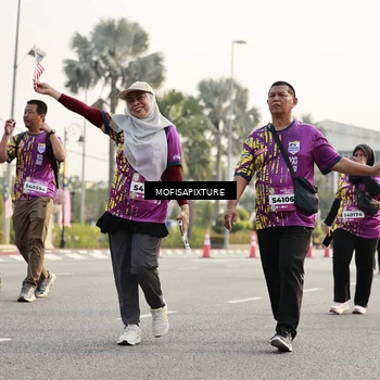 Runner Photo 5926605