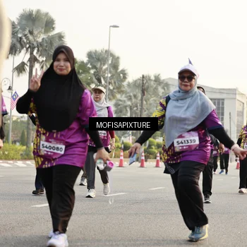 Runner Photo 5926624