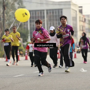 Runner Photo 5926714