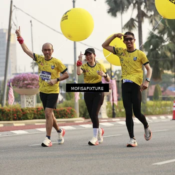 Runner Photo 5926749