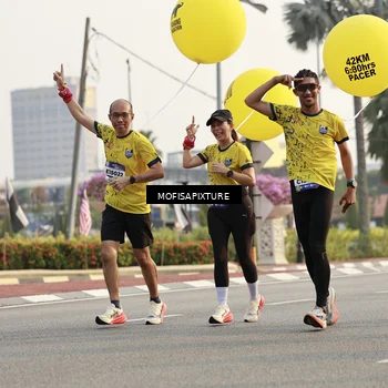 Runner Photo 5926753