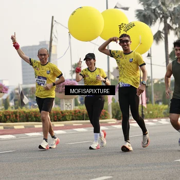 Runner Photo 5926756