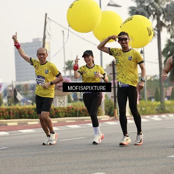 Runner Photo 5926757