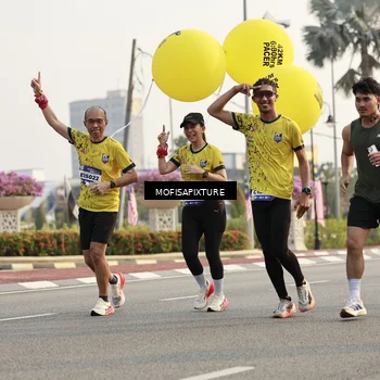 Runner Photo 5926762