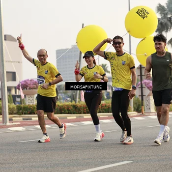 Runner Photo 5926768