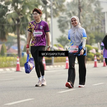 Runner Photo 5926878