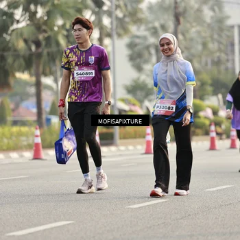 Runner Photo 5926880