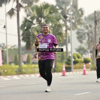 Runner Photo 5927003