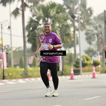 Runner Photo 5927021