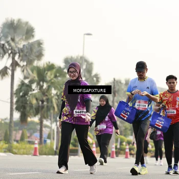 Runner Photo 5927160