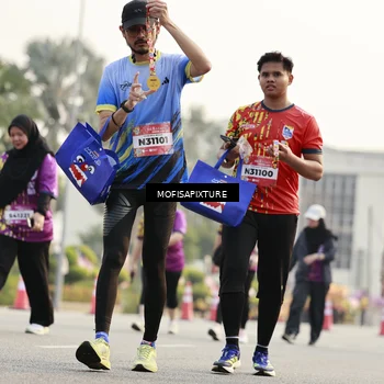Runner Photo 5927168