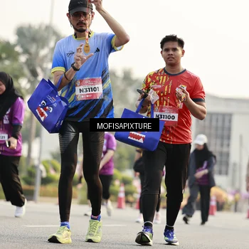Runner Photo 5927172