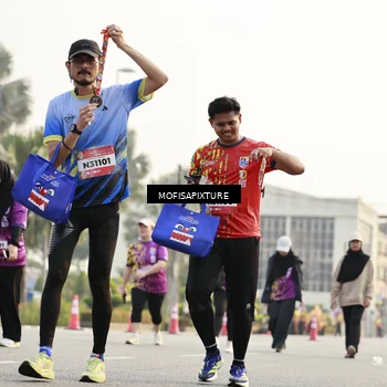 Runner Photo 5927193