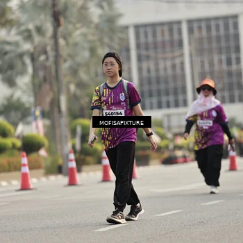 Runner Photo 5927299
