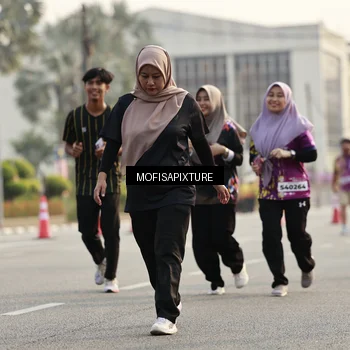 Runner Photo 5927488