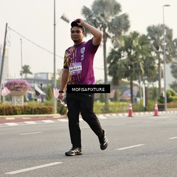 Runner Photo 5927575