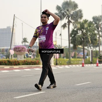 Runner Photo 5927580