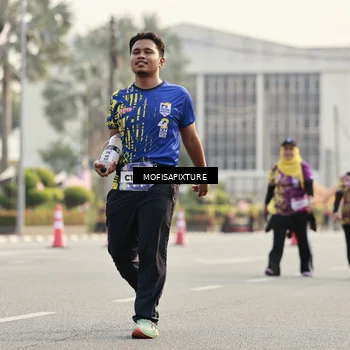 Runner Photo 5927777
