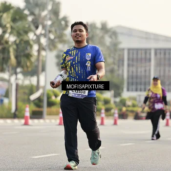 Runner Photo 5927787
