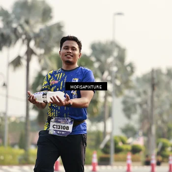 Runner Photo 5927796