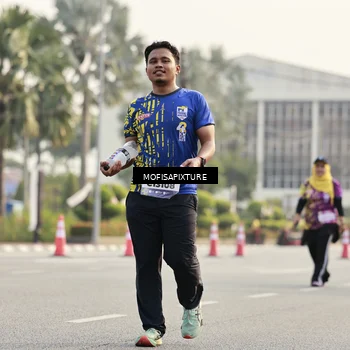 Runner Photo 5927797