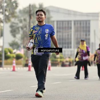 Runner Photo 5927819