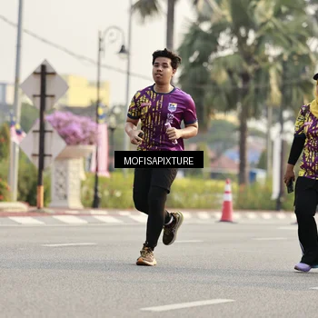 Runner Photo 5927830