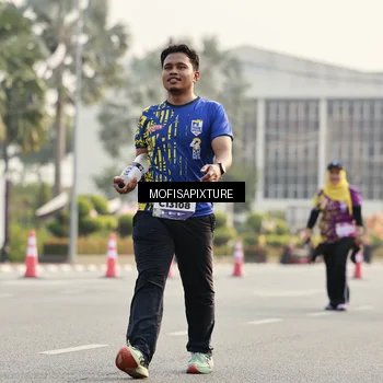 Runner Photo 5927833