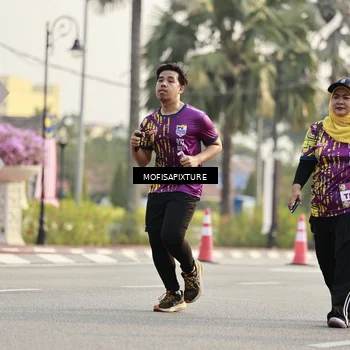 Runner Photo 5927834