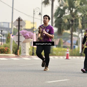 Runner Photo 5927860