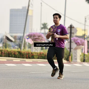 Runner Photo 5927874