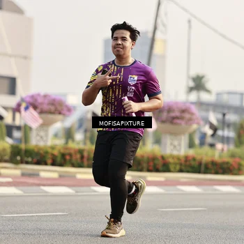 Runner Photo 5927891