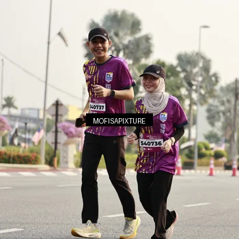 Runner Photo 5927940
