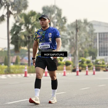 Runner Photo 5927954