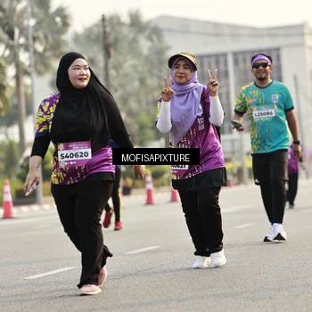 Runner Photo 5928047