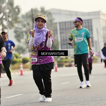 Runner Photo 5928049