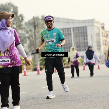 Runner Photo 5928070