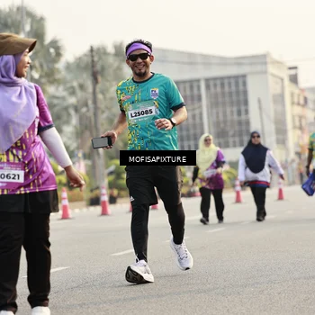 Runner Photo 5928077