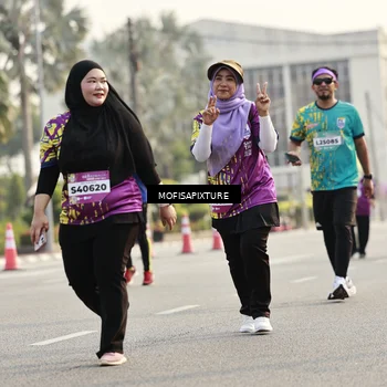 Runner Photo 5928084