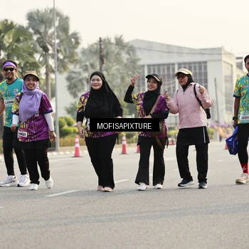 Runner Photo 5928108