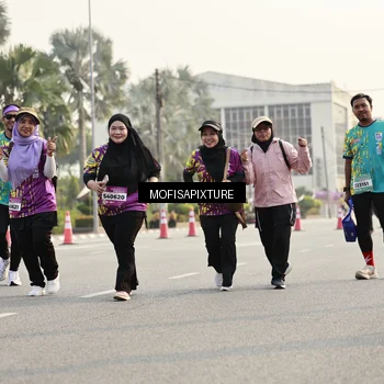 Runner Photo 5928118