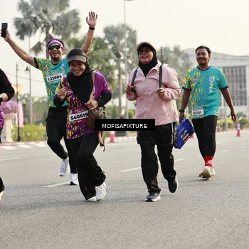Runner Photo 5928123