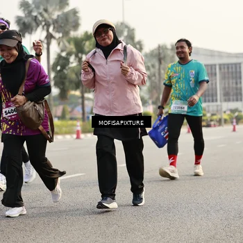 Runner Photo 5928134