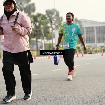 Runner Photo 5928141