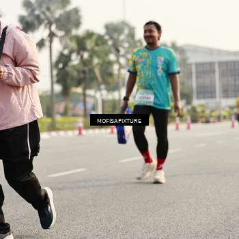 Runner Photo 5928142
