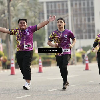 Runner Photo 5928184