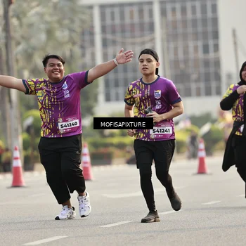 Runner Photo 5928198