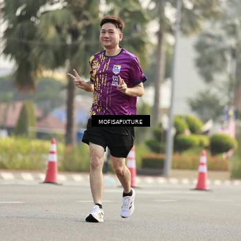 Runner Photo 5928390